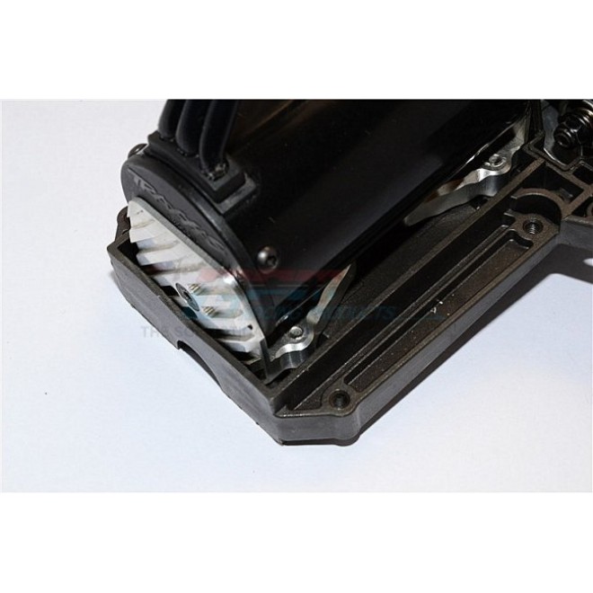 ALUMINIUM MOTOR HEATSINK MOUNT--TXM018N